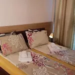 Roza Apartment